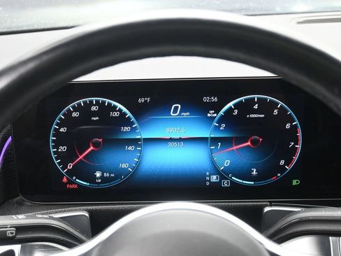 Used 2023 Mercedes-Benz GLB 250 4MATIC image 13