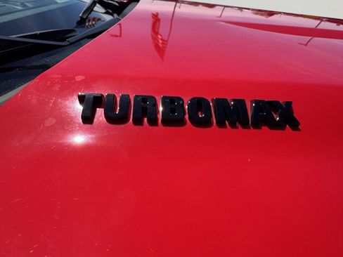 Used 2025 Chevrolet Silverado 1500 Custom w/ Turbomax Blackout Package AWD/4WD image 10