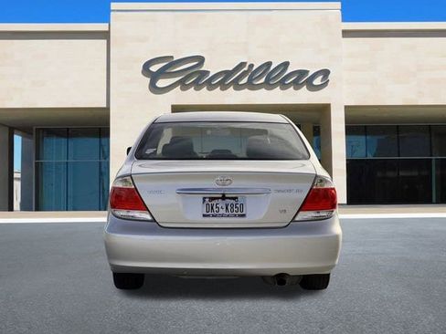 Used 2005 Toyota Camry LE image 4