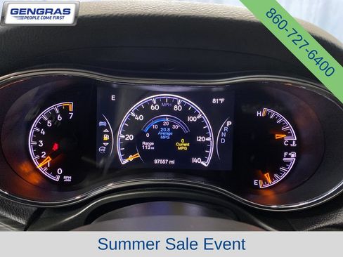 Used 2020 Jeep Grand Cherokee Laredo w/ Quick Order Package 2BN North AWD/4WD image 25