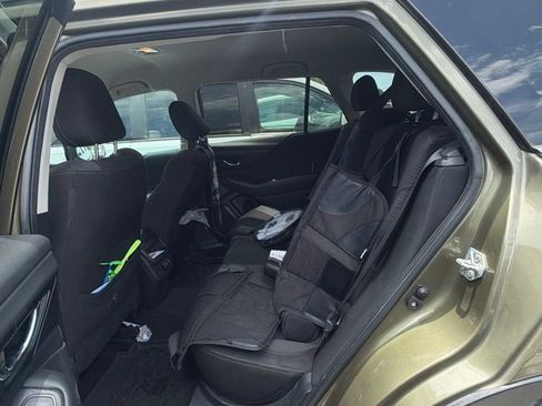 Used 2021 Subaru Outback Premium AWD/4WD image 8
