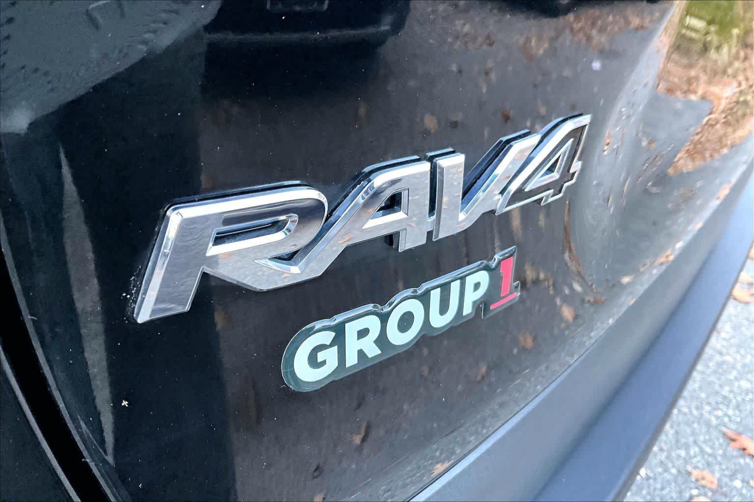 Used 2025 Toyota RAV4 XLE w/ Weather Package AWD/4WD image 9