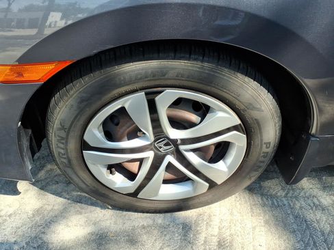 Used 2018 Honda Civic LX image 13