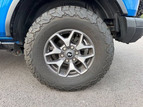 Used 2024 Ford Bronco Badlands AWD/4WD image 16