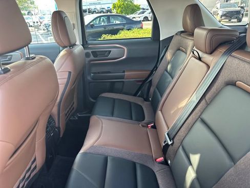 Used 2025 Ford Bronco Sport Outer Banks w/ Outer Banks Tech Package+ AWD/4WD image 10