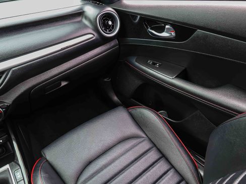 Certified 2023 Kia Forte GT w/ GT2 Package FWD image 18