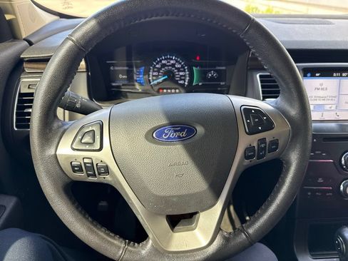 Used 2017 Ford Flex SEL w/ Equipment Group 202A AWD/4WD image 22