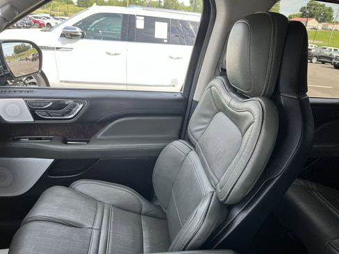 Used 2022 Lincoln Navigator L Black Label AWD/4WD image 25
