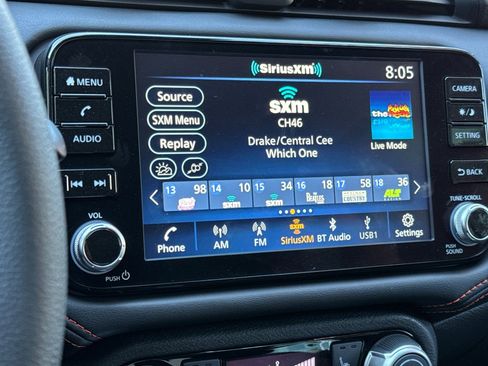 New 2025 Nissan Versa SR w/ Trunk Package image 14