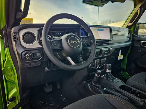 New 2026 Jeep Gladiator Sport AWD/4WD image 11