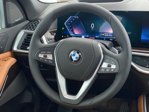 New 2026 BMW X5 xDrive40i w/ Climate Comfort Package image 16