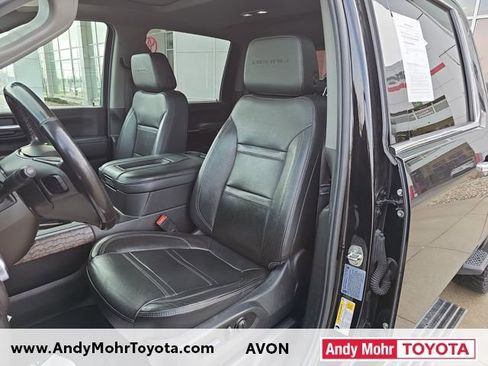 Used 2022 GMC Sierra 2500 Denali w/ Denali Black Diamond Edition image 10