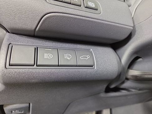 New 2026 Toyota C-HR AWD/4WD image 28