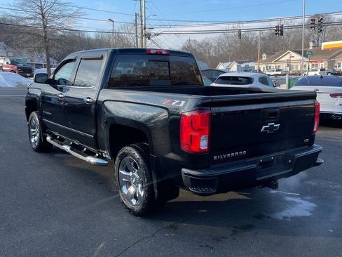 Used 2018 Chevrolet Silverado 1500 LTZ Z71 image 5