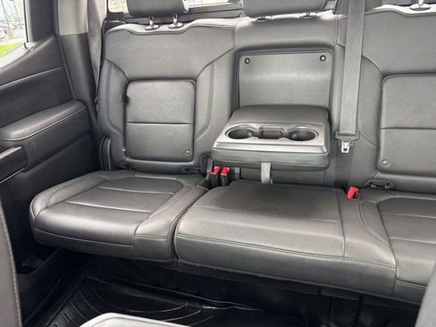Used 2022 Chevrolet Silverado 1500 LTZ w/ LTZ Premium Package AWD/4WD image 31