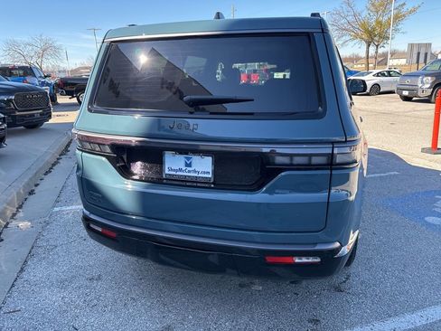New 2026 Jeep Grand Wagoneer Limited AWD/4WD image 27