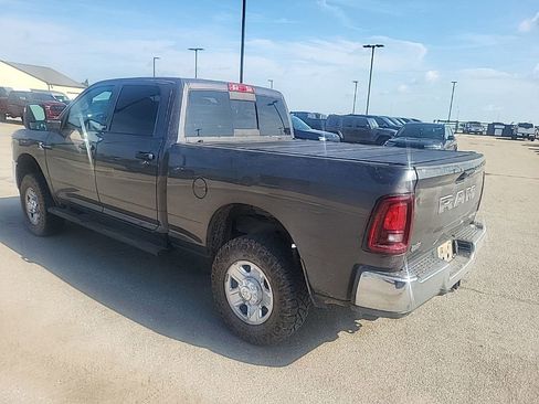 Used 2025 RAM 2500 Tradesman AWD/4WD image 4