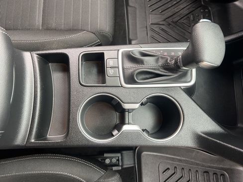 Certified 2022 Kia Sportage LX w/ LX FWD Value Edition Package image 22