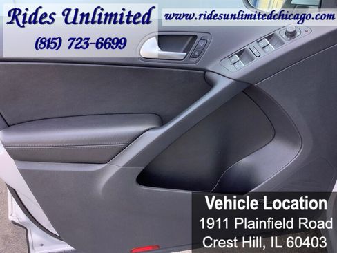 Used 2017 Volkswagen Tiguan SEL FWD image 11