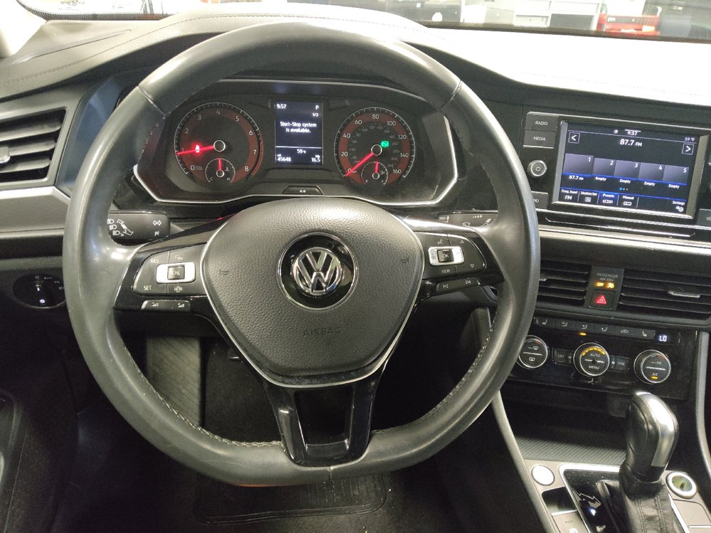 Used 2020 Volkswagen Jetta SE FWD image 22