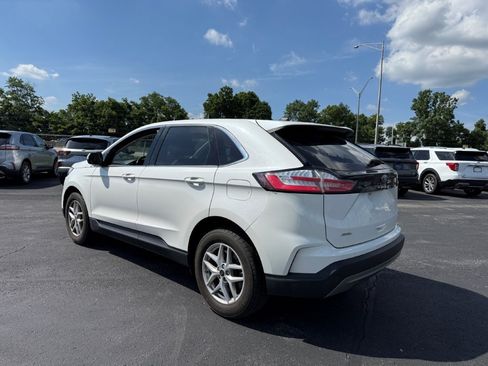 Used 2023 Ford Edge SEL w/ Convenience Package AWD/4WD image 4