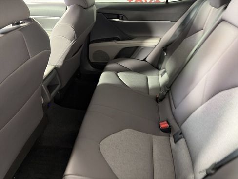 Used 2024 Toyota Camry LE FWD image 22