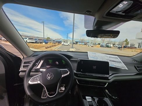 New 2026 Volkswagen Atlas Peak Edition AWD/4WD image 13