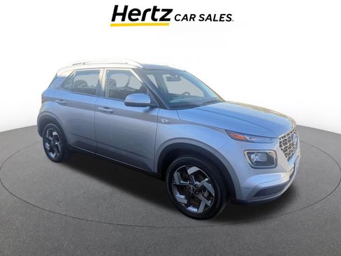 Used 2025 Hyundai Venue SEL image 1
