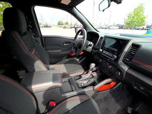 Used 2024 Nissan Frontier PRO-4X w/ Off-Road Protection Package AWD/4WD image 15