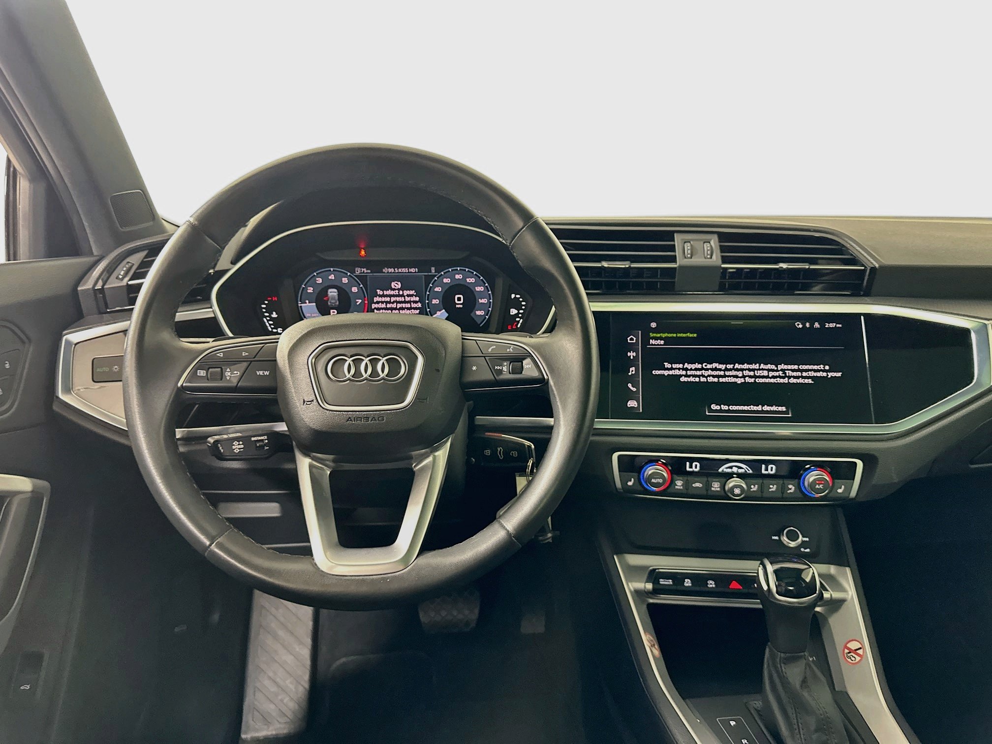 Used 2025 Audi Q3 2.0T Premium AWD/4WD image 17