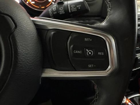 Used 2019 Jeep Wrangler Unlimited Sahara w/ Uconnect 4C Nav & Sound Group AWD/4WD image 62