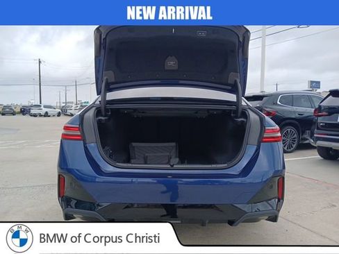 Used 2026 BMW 530i w/ M Sport Package image 9