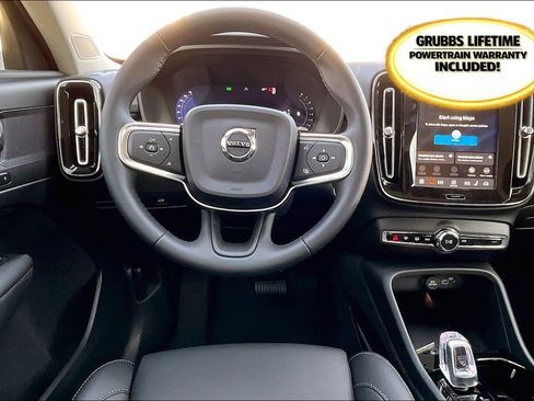 New 2026 Volvo XC40 B5 Plus w/ Protection Package Premier image 21