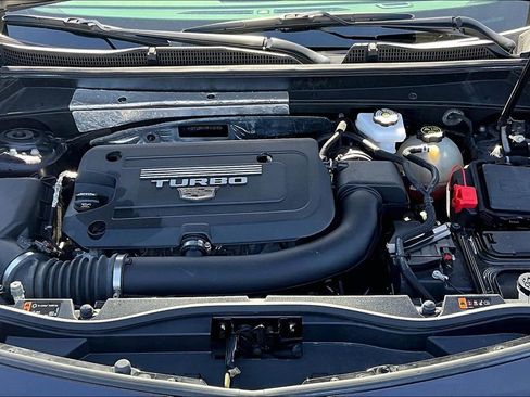 Used 2023 Cadillac XT4 Luxury image 9