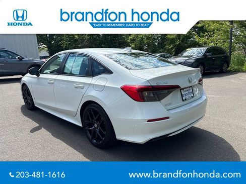 Used 2024 Honda Civic Sport image 4