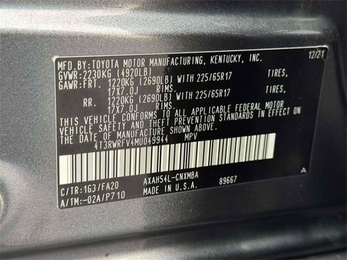 Used 2021 Toyota RAV4 XLE image 18