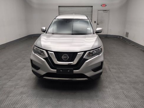 Used 2020 Nissan Rogue S FWD image 15