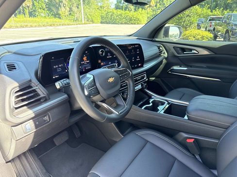 Used 2026 Chevrolet Traverse LT w/ Driver Confidence Package FWD image 22