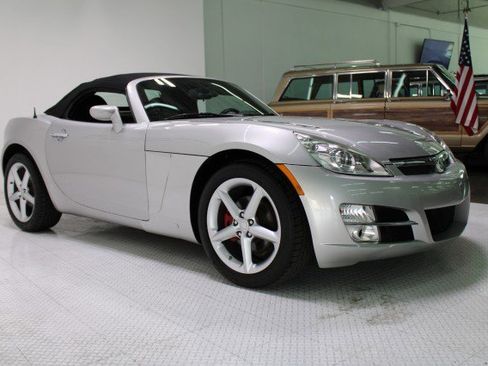 Used 2008 Saturn Sky w/ Premium Trim Package image 14