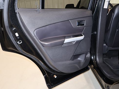 Used 2014 Ford Edge Limited w/ Equipment Group 301A image 16