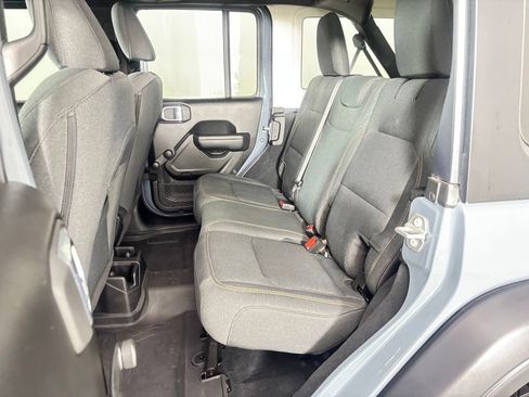 Used 2024 Jeep Wrangler Unlimited Sport AWD/4WD image 11