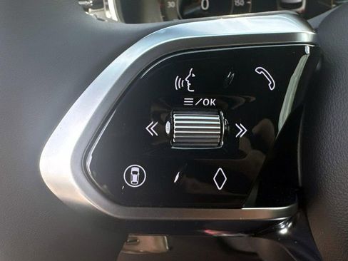 New 2026 Jaguar F-PACE R-Dynamic S image 26