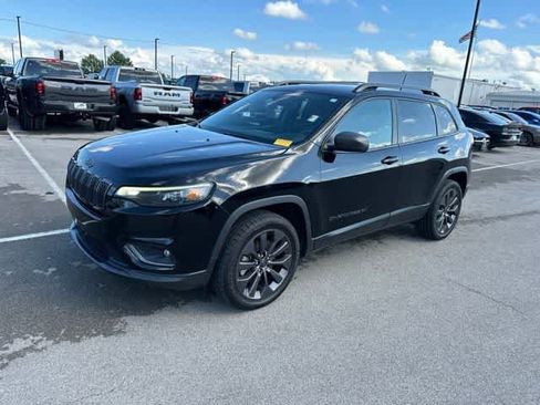 Used 2021 Jeep Cherokee Latitude Lux 80th Anniv w/ Quick Order Package 2YU 80th FWD image 2