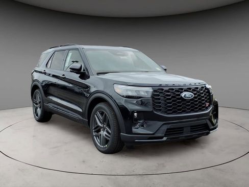 New 2026 Ford Explorer ST image 13