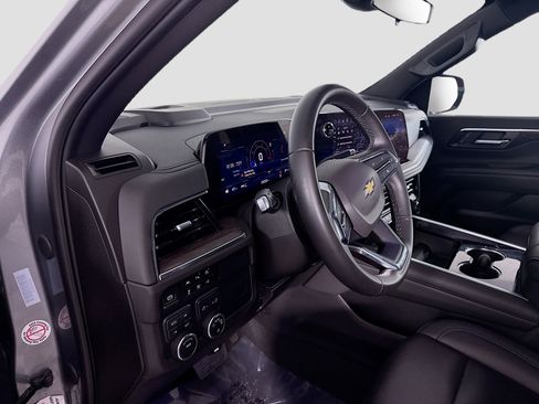 Used 2025 Chevrolet Tahoe LT AWD/4WD image 23