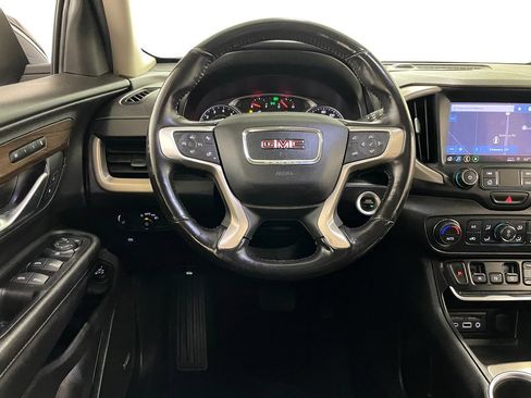 Used 2019 GMC Terrain Denali w/ Advanced Safety Package AWD/4WD image 24