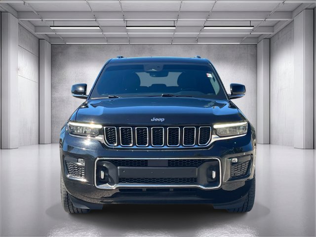 Used 2022 Jeep Grand Cherokee Overland AWD/4WD image 8
