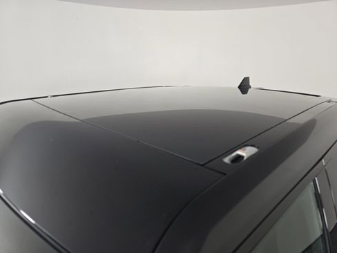 Used 2022 Rivian R1T Adventure image 9