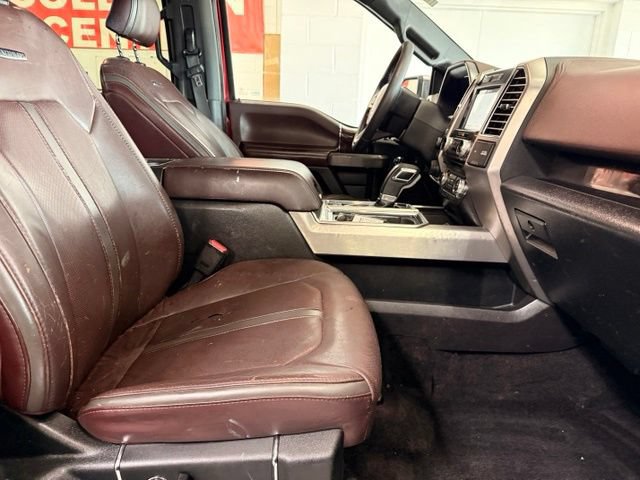 Used 2016 Ford F150 Platinum w/ Equipment Group 701A Luxury AWD/4WD image 28