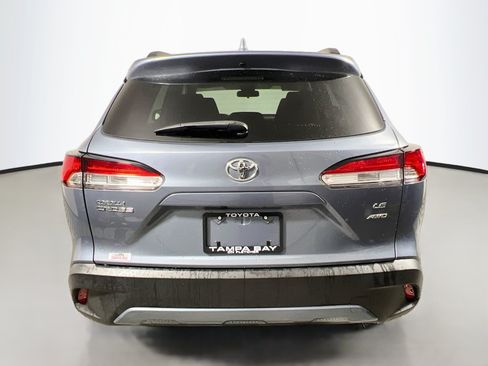 Used 2022 Toyota Corolla Cross LE AWD/4WD image 6